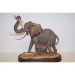 Country artists, limited edition, elephant figure