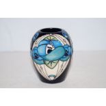 Moorcroft blue red, rose vase Height-9.5cm