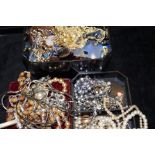 Collection of unsorted costume jewellery