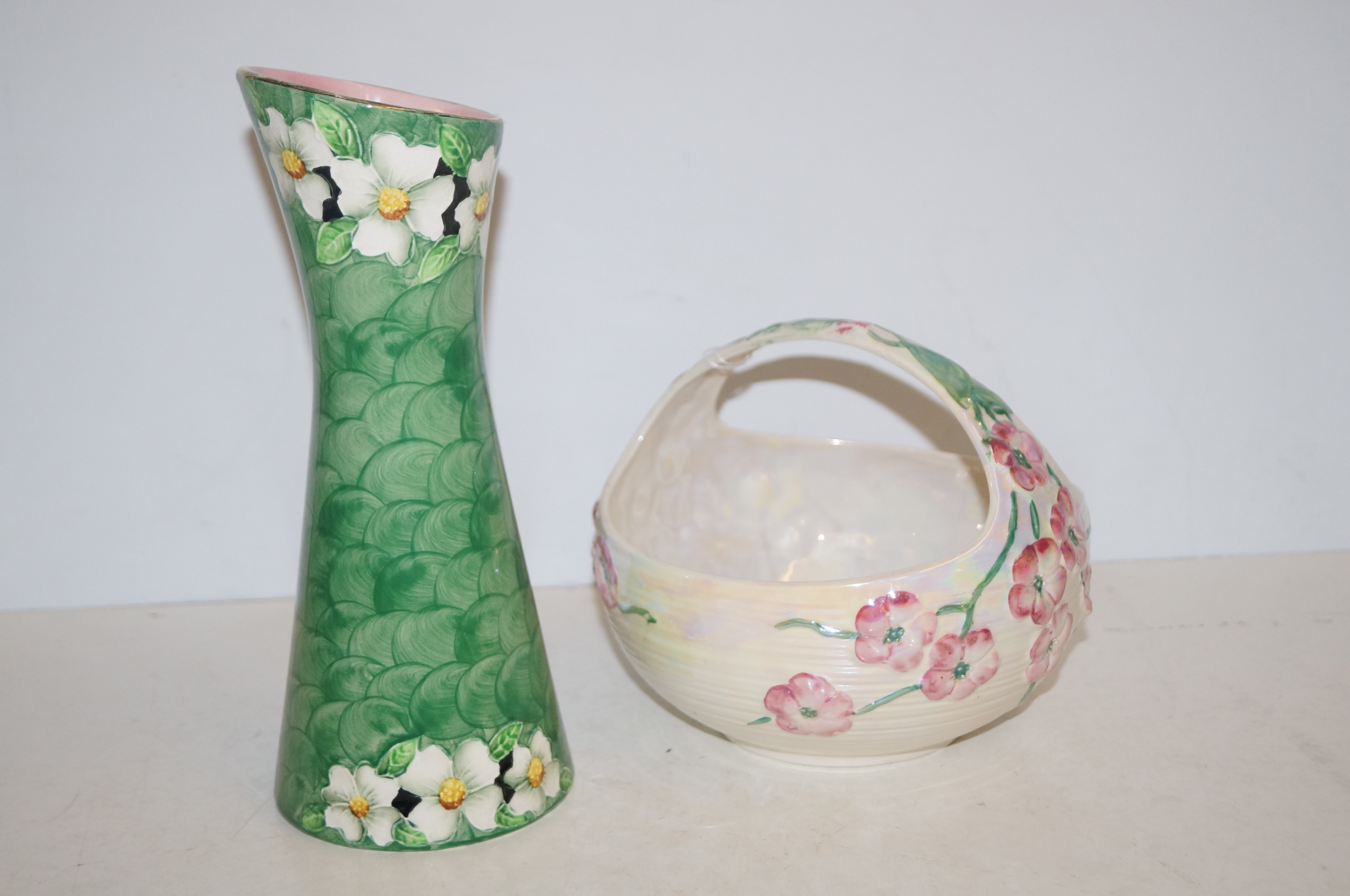 Maling lustre vase together with a maling handled