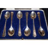 Case set of six silver tea spoons