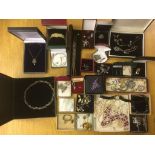 Quality boxed dress jewellery to inc silver, marcasite,