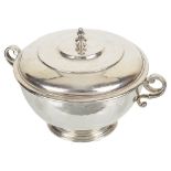 A William III Silver Bowl and Cover: By Pierre Platel, London 1700, of plain circular form,