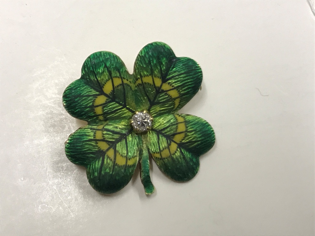 A 15ct Enamelled Gold Four Leaf Clover Brooch: 1930s, with diamond set to the centre, - Image 2 of 5