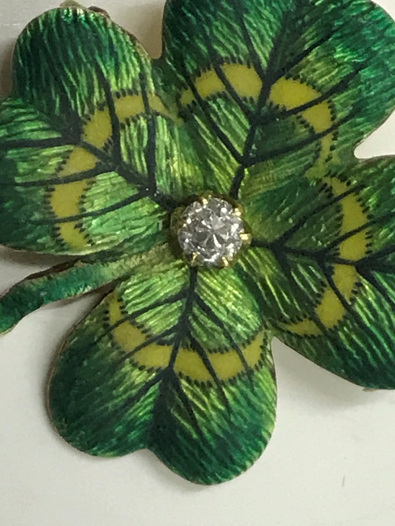A 15ct Enamelled Gold Four Leaf Clover Brooch: 1930s, with diamond set to the centre, - Image 4 of 5