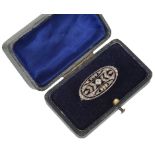 An 18ct Gold Edwardian Oval Diamond Brooch: Set with 0.