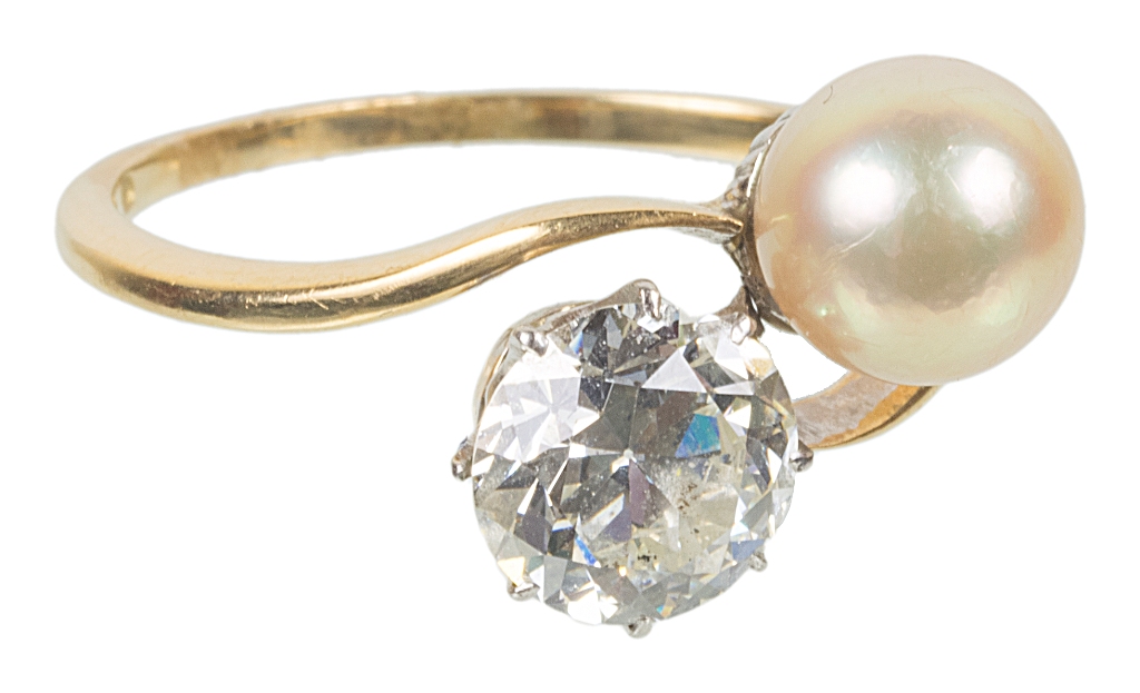 A Diamond and Pearl Crossover Ring: Moe measurement 1.