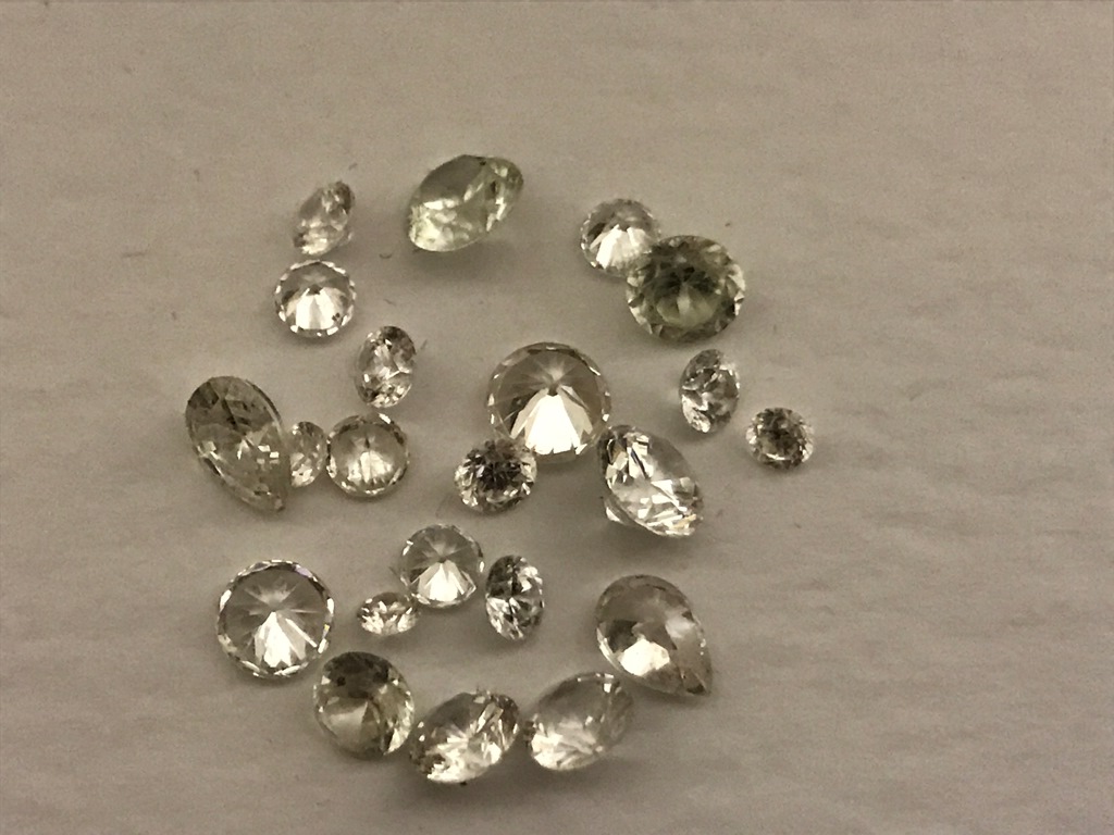 WITHDRAWN Brilliant cut diamonds 22 pear and brilliant cut diamond