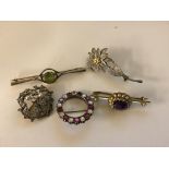 Five brooches to inc Edwardian diamond and pearl,