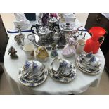 A quantity of 'Moonlight Rose' pattern tea service;