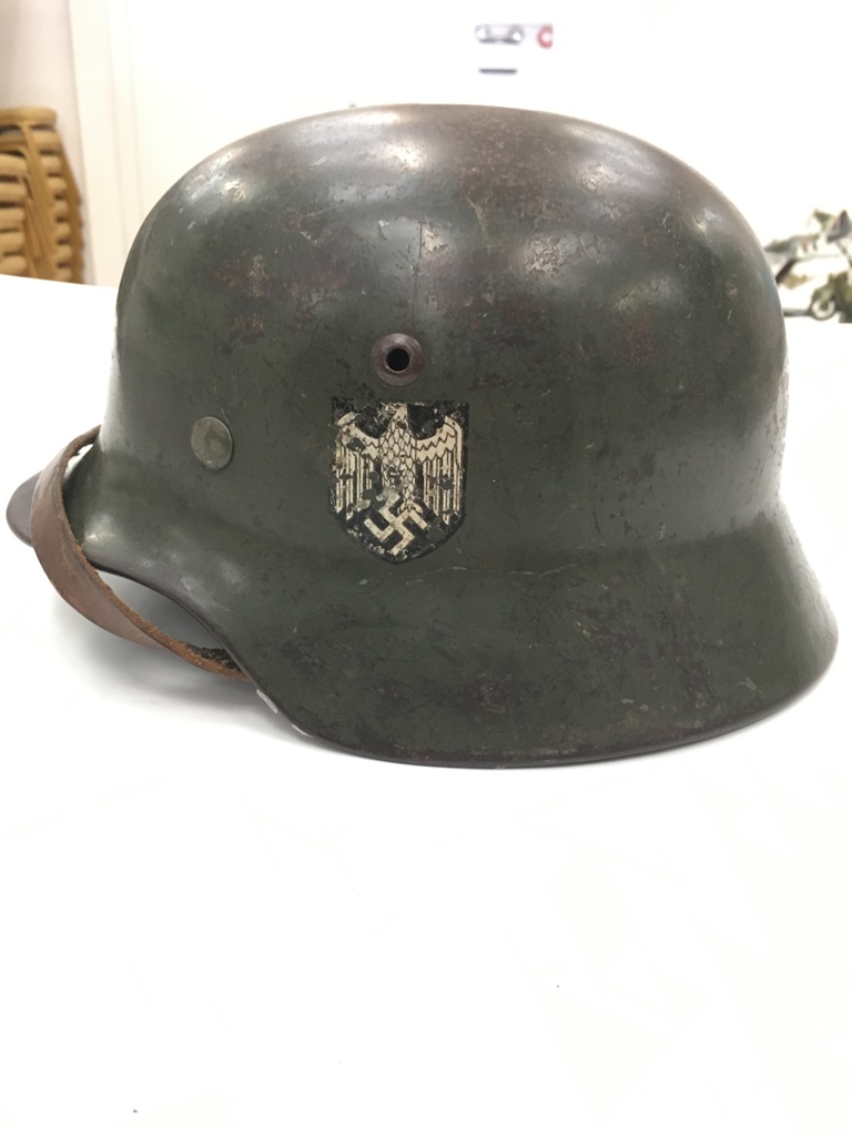 WWII German ET 62 Double Decal Police/Army Tin Helmet,original liner and strap.numbered 4582. - Image 3 of 11