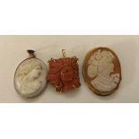 An 18ct carved cameo brooch;