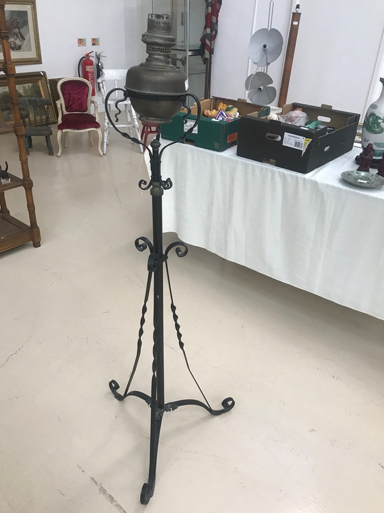 A Victorian floor standing oil lamp