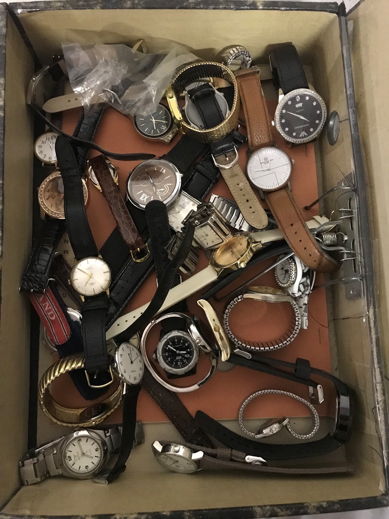 A quantity of watches to inc Sekonda,