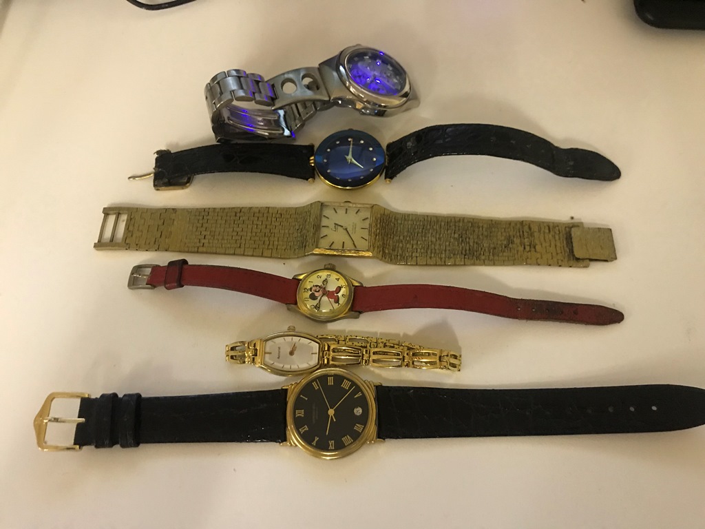 A quantity of dress watches