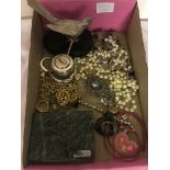 A quantity of dress jewellery;