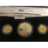 A cased Royal Mint set: 'Her Majesty Queen Elizabeth, the Queen Mother 1900-2000,