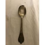 A 1698 silver trefid/dognose spoon: maker's mark Co