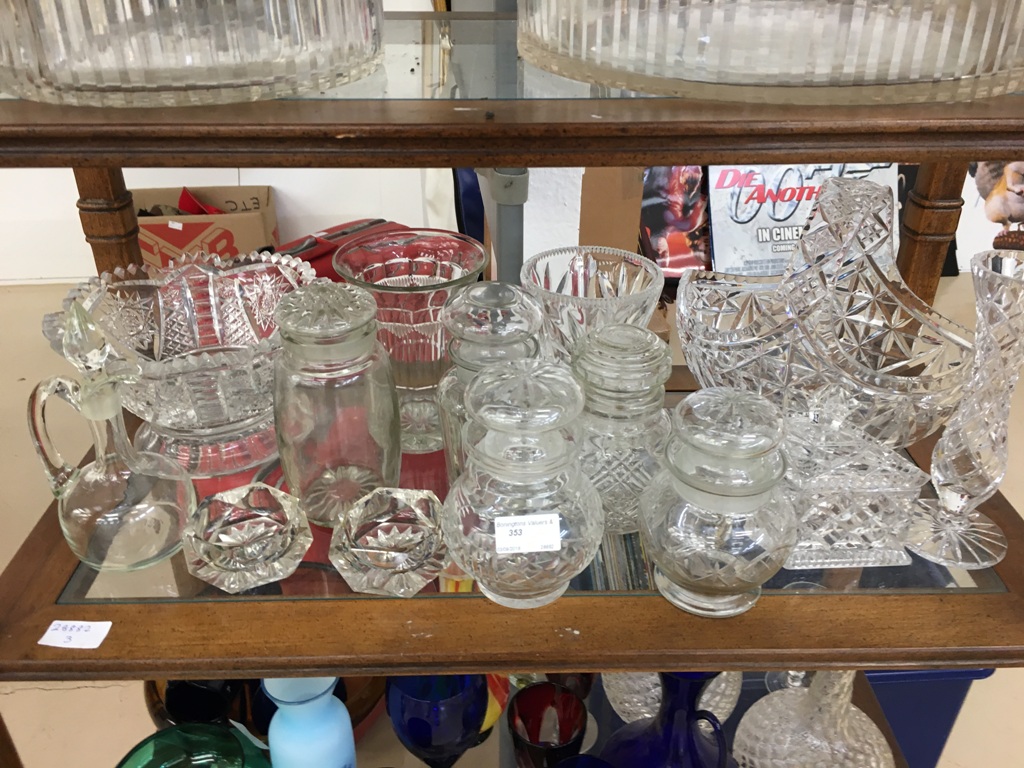 A quantity of crystal to inc pickle jars