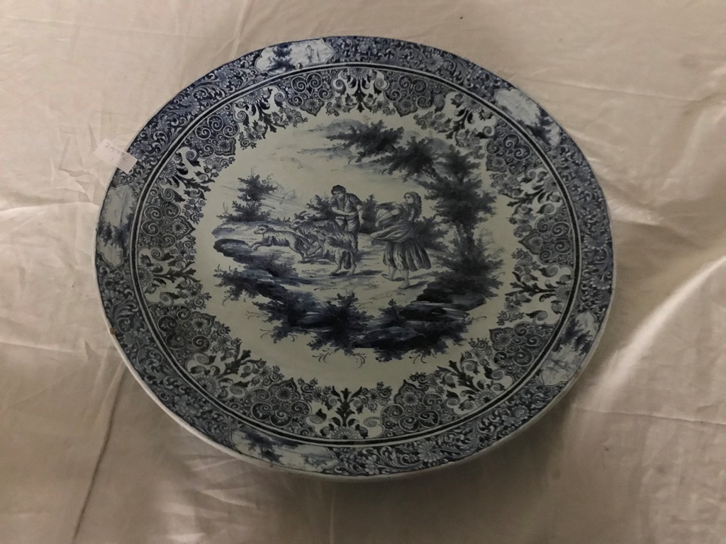 An 18th/19th century Delft charger