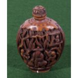 Finely carved Chinese scent bottle