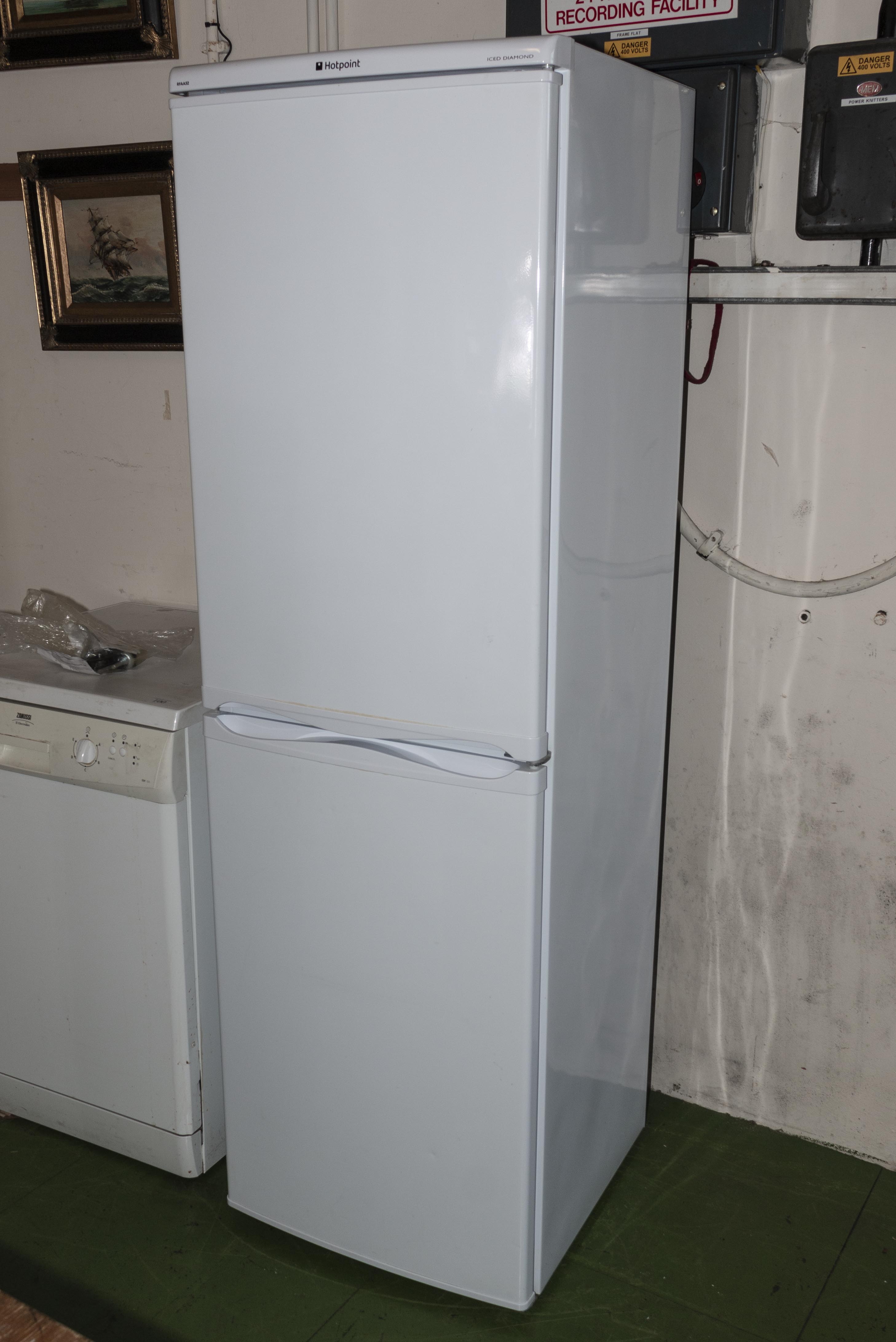 Hotpoint Iced Diamond fridge freezer