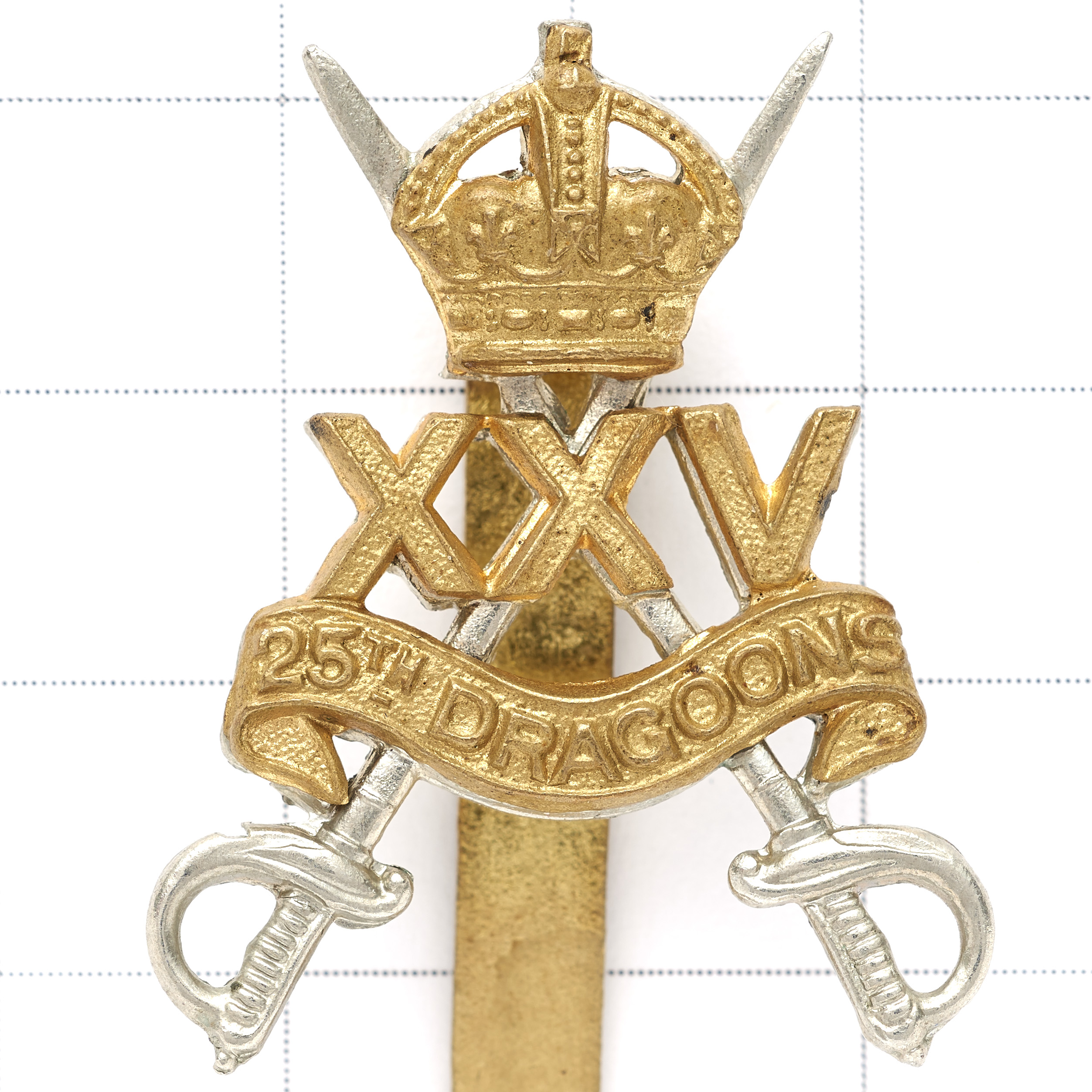 25th Dragoons WW2 raised cavalry OR’s cap badge.