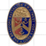 ‘Bradford Pal’s WW1 oval enamelled lapel badge.