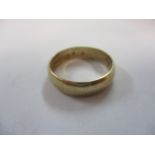 A 9ct gold ring, 3g
