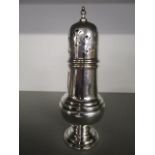 Viners Ltd - a silver sugar caster, Sheffield 1967, total weight 129.65g