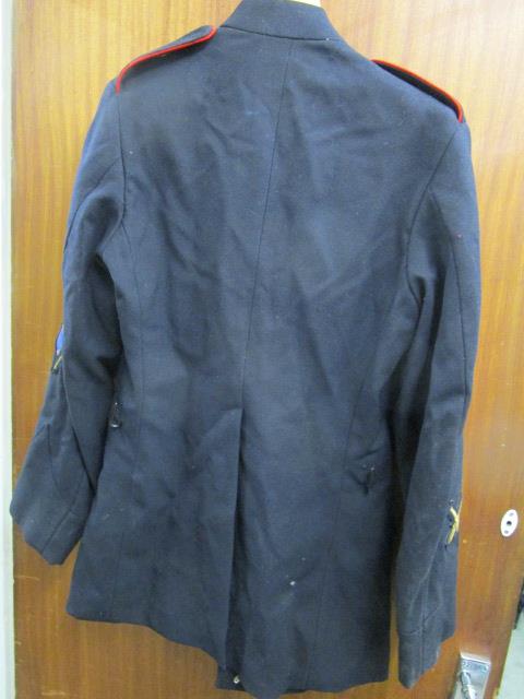 Mid 10th century British Army Artillery Signals Corps dress jacket, black with red shoulder label - Image 4 of 4