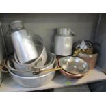 Mixed metal ware to include Victorian copper and brassware