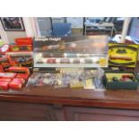 Hornby, Lima and Triang 00 gauge model railway locomotives, carriages and accessories to include