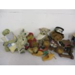 Mixed teddy bears to include a Gallery teddy bear 'Needs a Cuddle', a Deans 'Toby' bear, Past