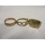 Three 9ct gold rings