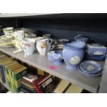 A mixed lot of china to include Wedgwood, and mixed cups and saucers