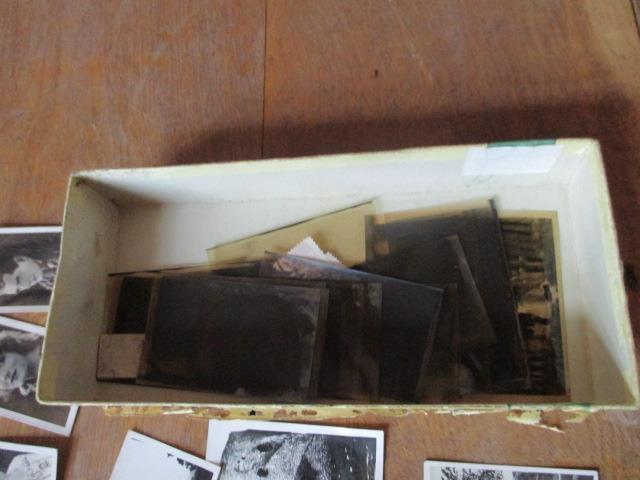 A quantity of early 20th century cigarette cards and albums to include 1930's Senior Service - Image 6 of 6