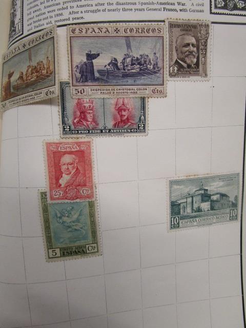 An album of postage stamps from around the world, from the late 19th century and later - Image 3 of 4