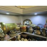 A mixed lot of brass and other metalware to include a wall mirror