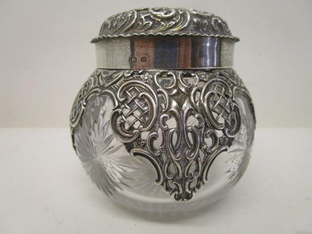 A Victorian clear glass and silver dressing table jar by Henry Matthews, Birmingham 1886 with a - Image 2 of 10