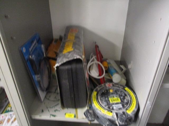 Mixed household items to include petrol cans, a bike lock, an extension lead and other items - Image 3 of 5