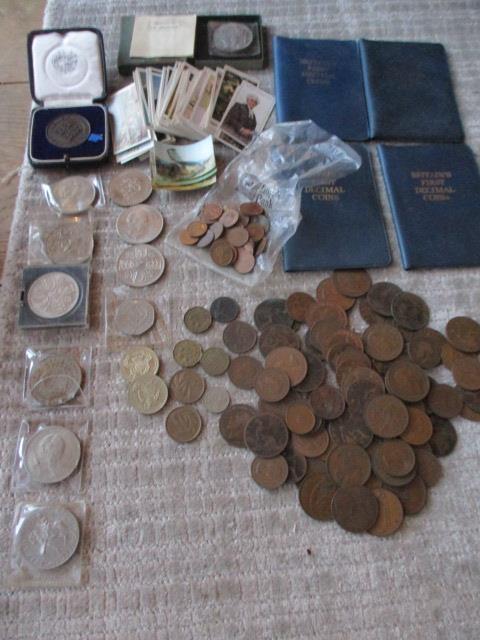 A quantity of pre decimal and decimal British Coins to include Crowns, two 1980s £2 coins, old