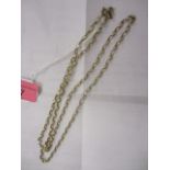 A 9ct gold necklace