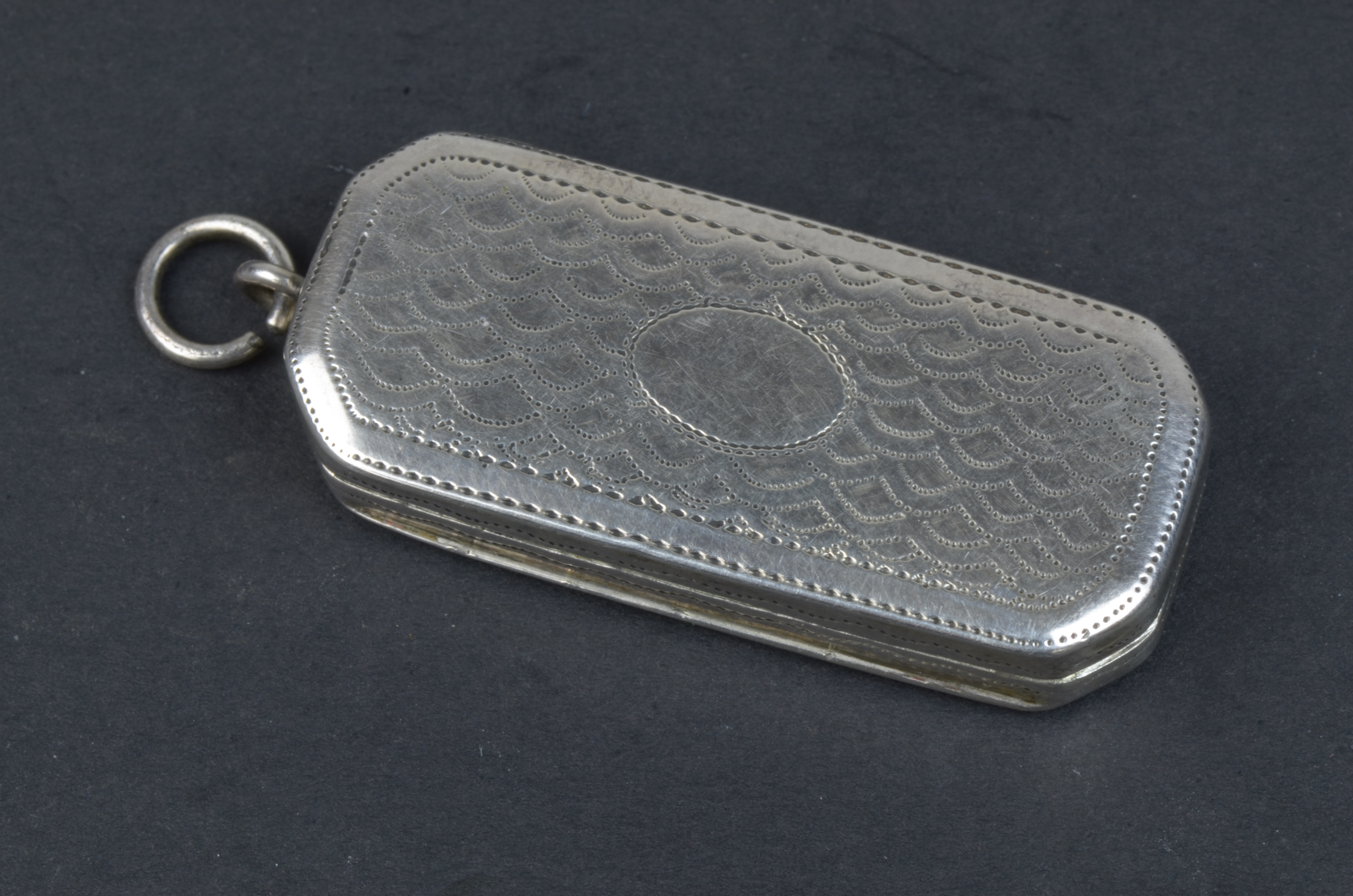 A George III silver slim Vinaigrette with wave engraving and vacant oval cartouche, Birmingham 1812, - Image 2 of 4