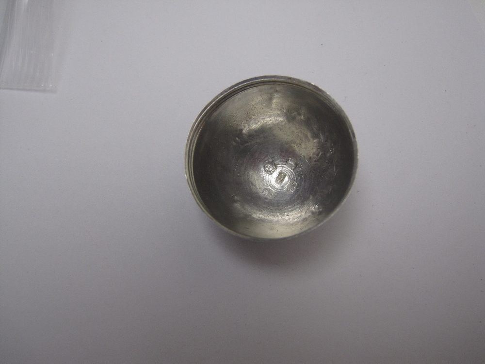 A George III silver egg shape Nutmeg Grater, London 1792, maker: Samuel Meriton II - Image 9 of 9