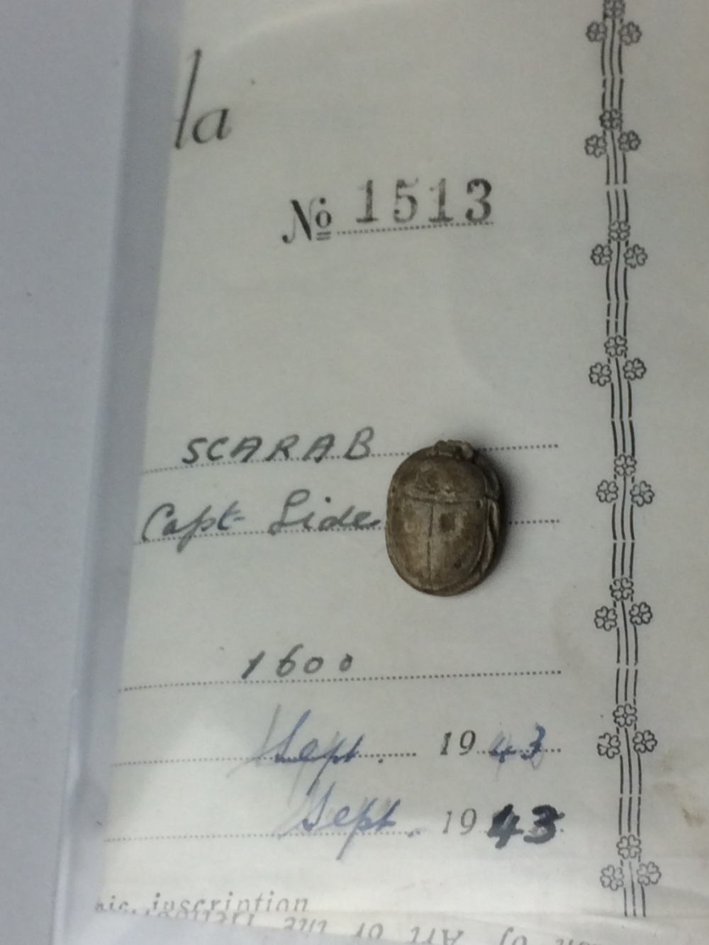 A collection of four Egyptian Scarabs, comprising an 18th Dynasty cream steatite scarab with - Image 3 of 6