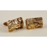 A pair of heavy bark effect 9ct gold Cufflinks, approx 13gms