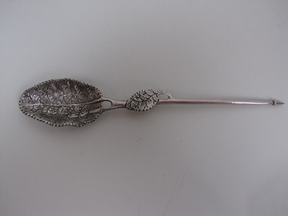 An 18th Century cast silver Mote Spoon, the bowl in the form of a pierced leaf - Image 3 of 7