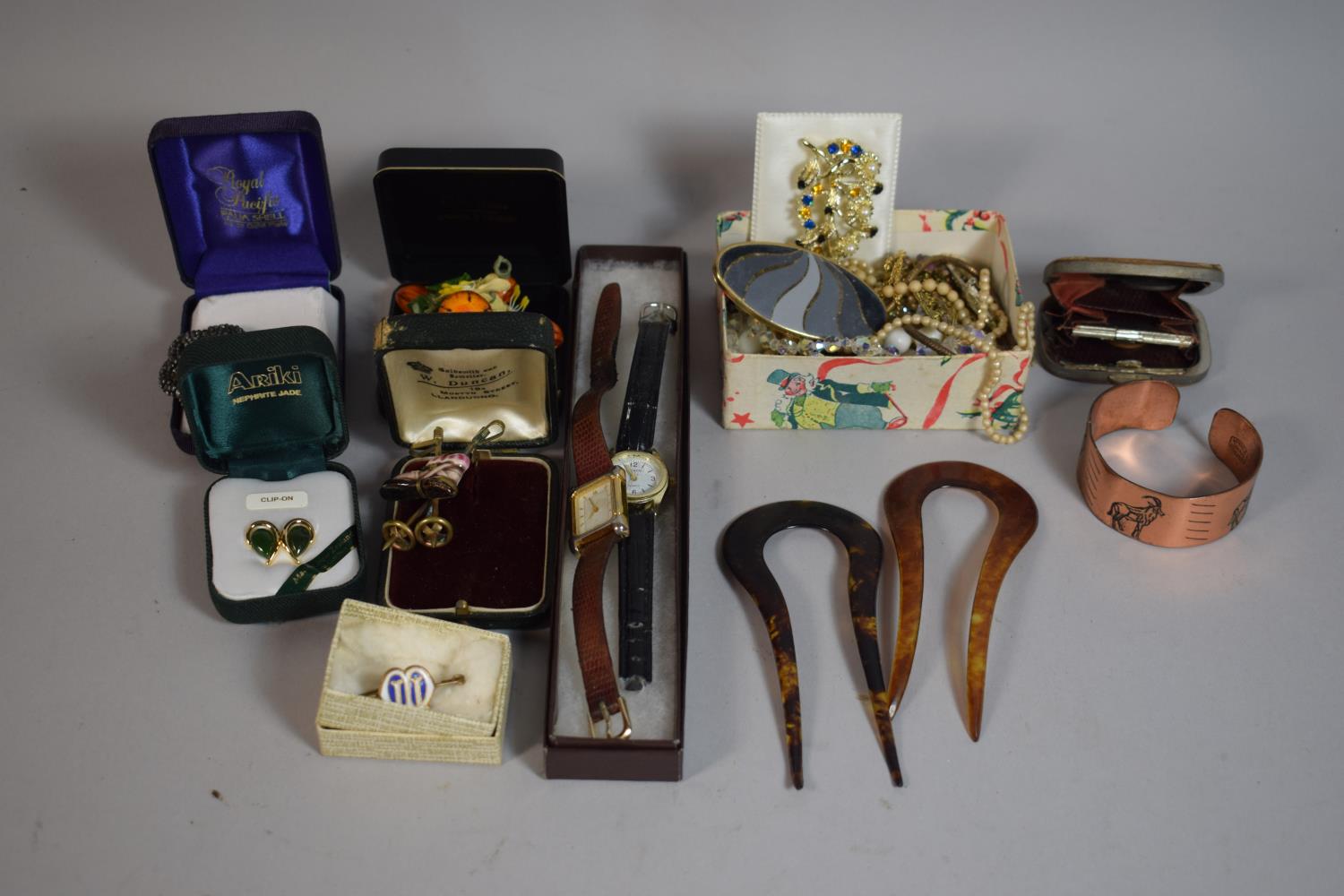 A Tray Containing Various Costume Jewellery, Wrist Watches etc - Image 2 of 3