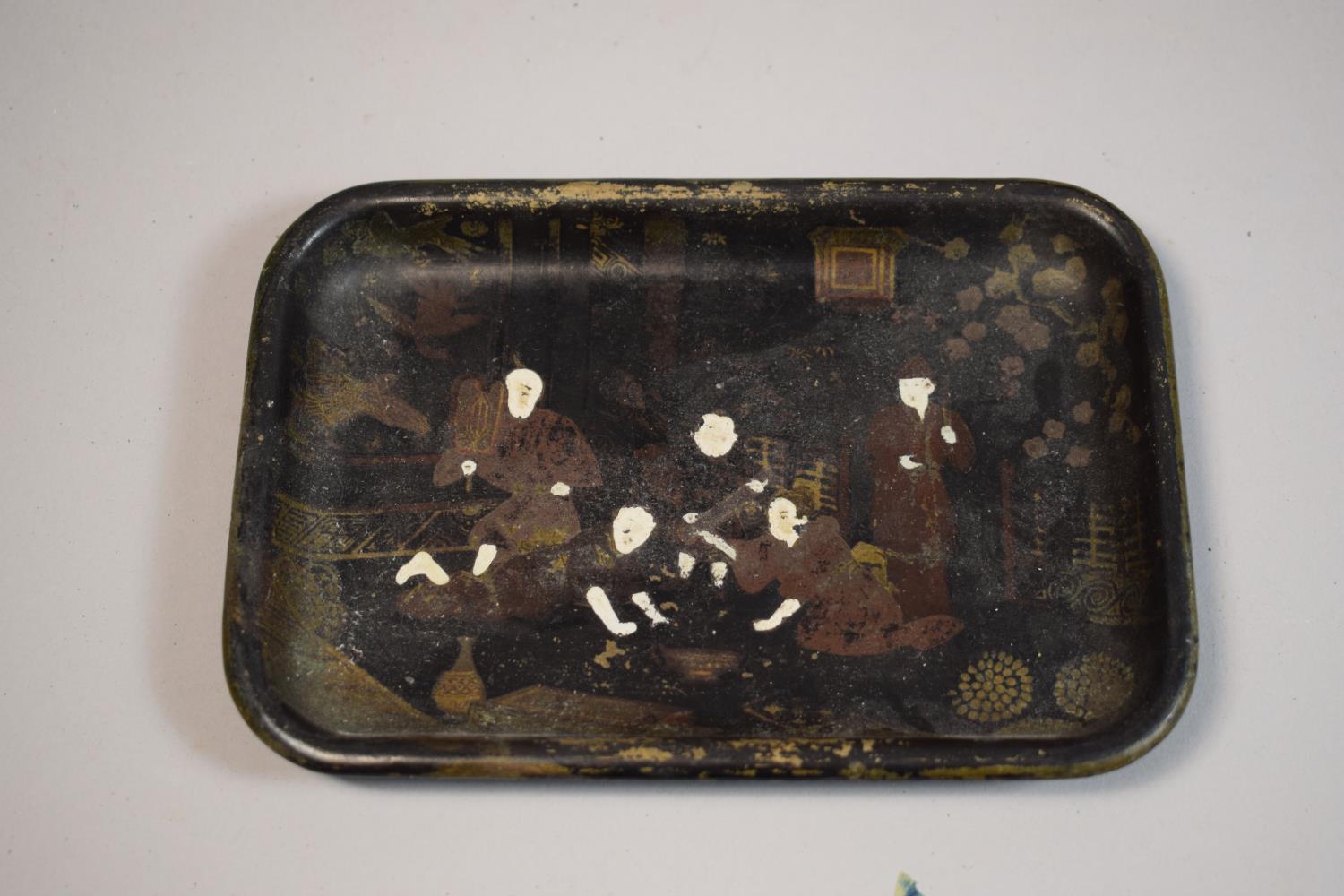 A Tray Containing Three Vintage Fans, Lidded Boxes, Turned Wooden Vase and Cover etc - Image 2 of 8